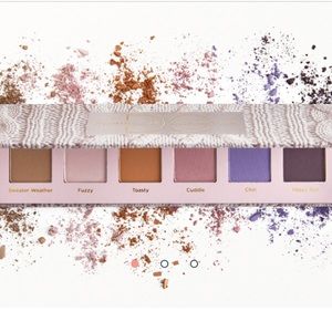 COPY - Dominique Cosmetics sweater weather pallet